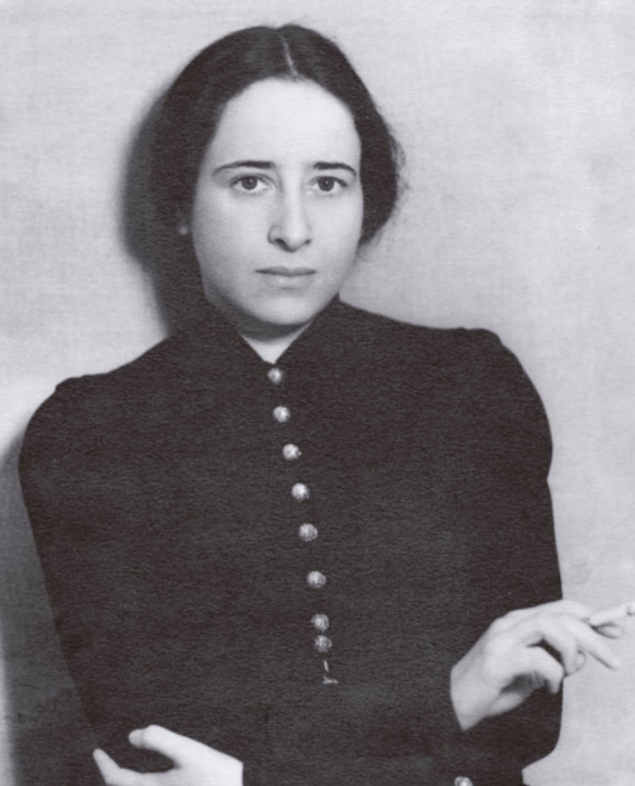 Hannah Arendt, portrait photograph, 1933